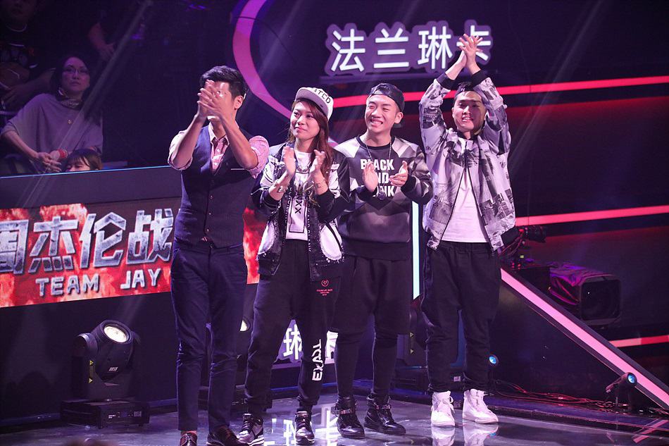 8TV Sing!China_Ep12_Contestants Photo Opp-b